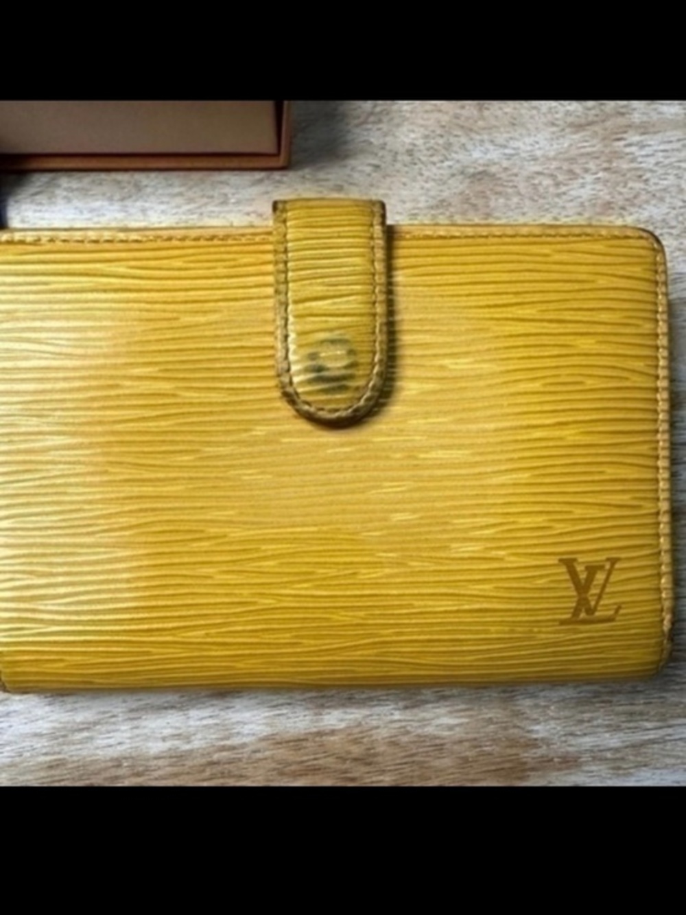 Louis Vuitton yellow Epi Leather Porte Feuille Vienoise French Purse Wallet